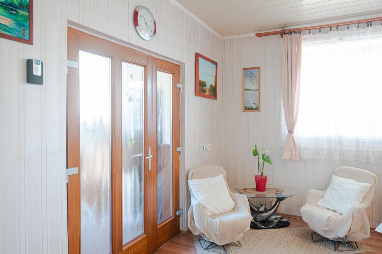 Vadkacsa Apartmanhaz Medencevel Zamardi Bagian luar foto