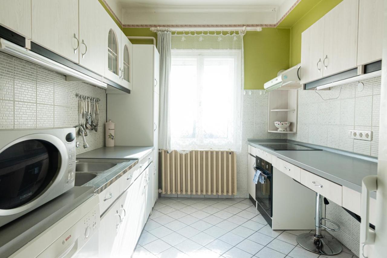 Vadkacsa Apartmanhaz Medencevel Zamardi Bagian luar foto