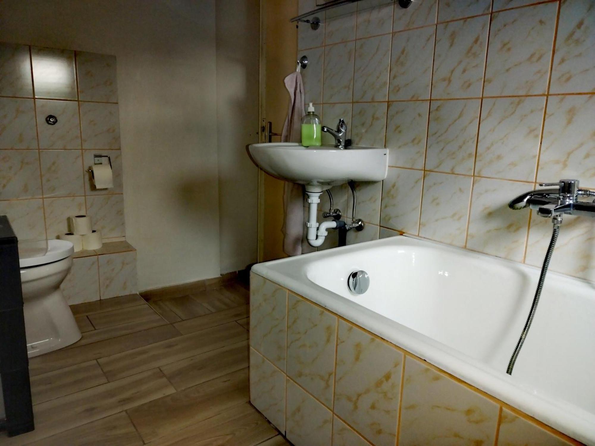 Vadkacsa Apartmanhaz Medencevel Zamardi Bagian luar foto