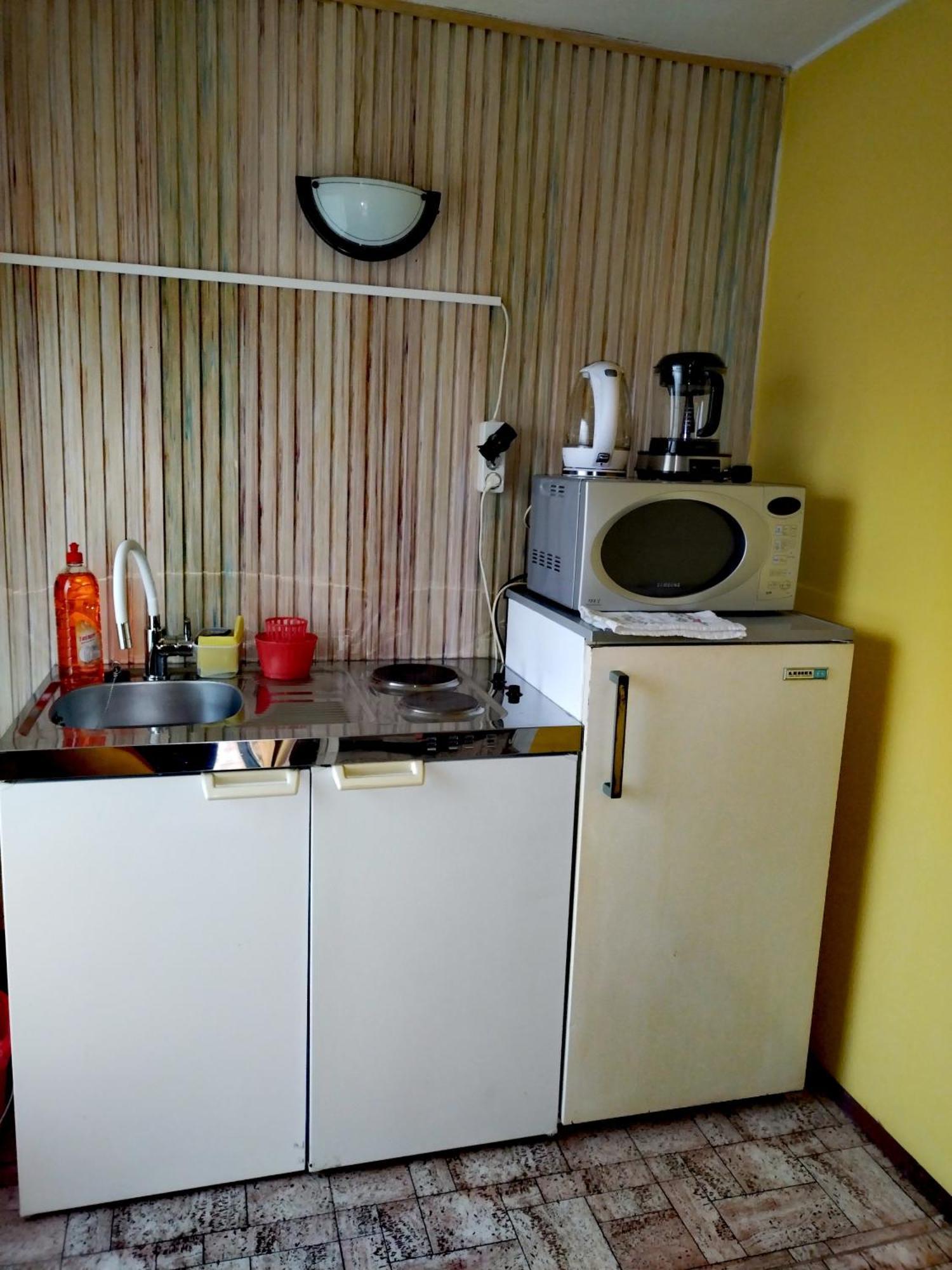 Vadkacsa Apartmanhaz Medencevel Zamardi Bagian luar foto